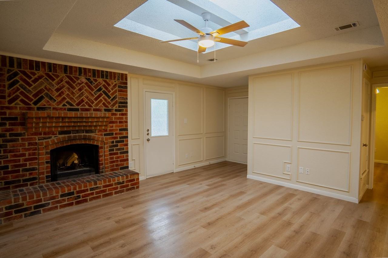 6616 6616/6618 Parkview Lane - 6616 Parkview Lane - Photo 3 of 18