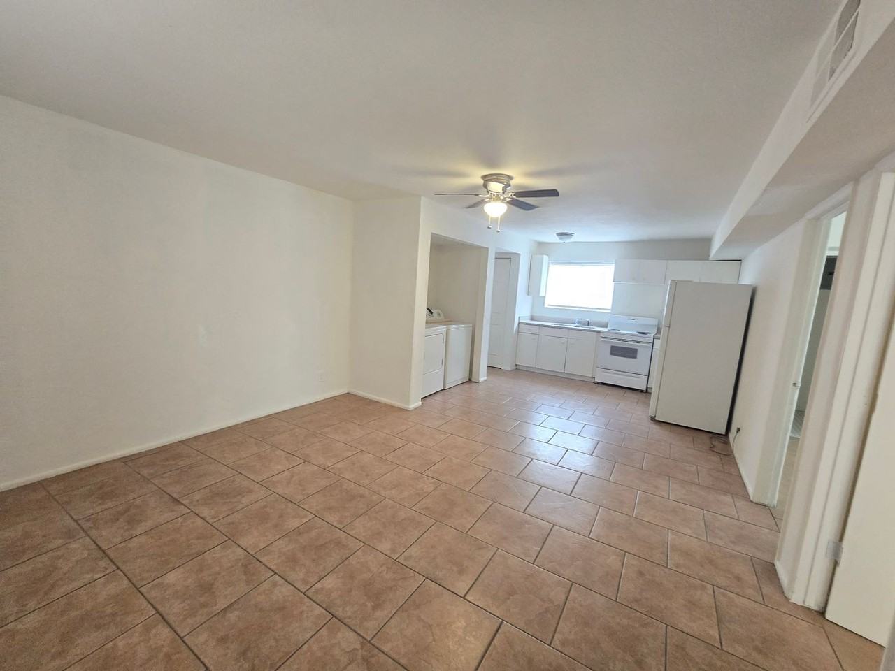 436 E 9th Ave #B1 - Photo 5 of 8