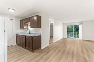 Charbern Apts - Photo 1 of 1
