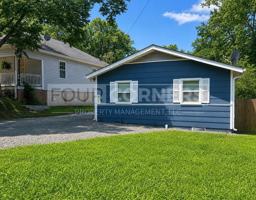 featured image of 409 N Maple St