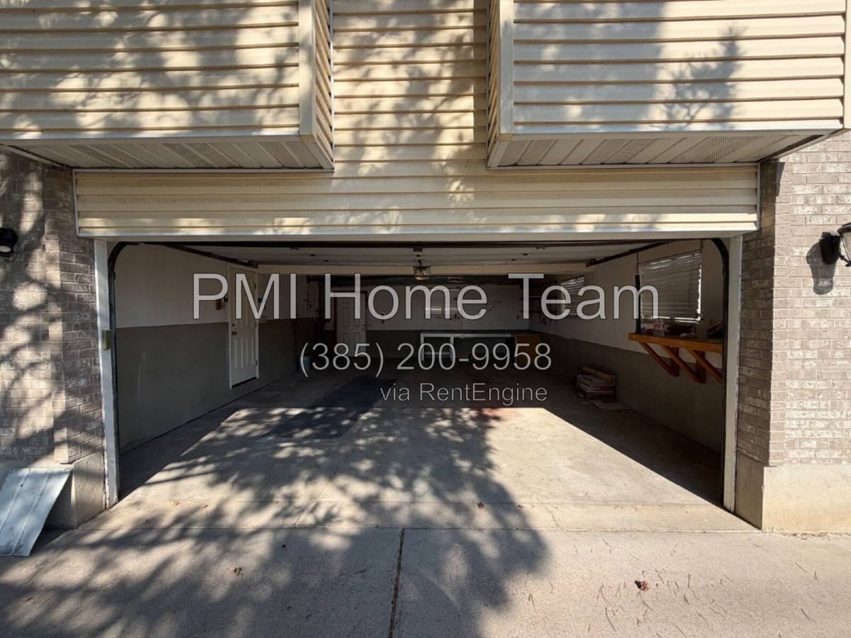 2942 N 2000 W - Photo 5 of 10