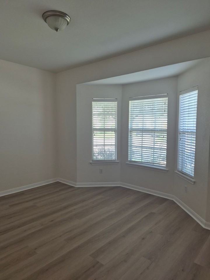 1908 Wheaton Trl - Photo 5 of 17