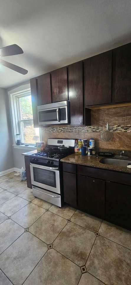 3748-3752 W. Division - Photo 4 of 31