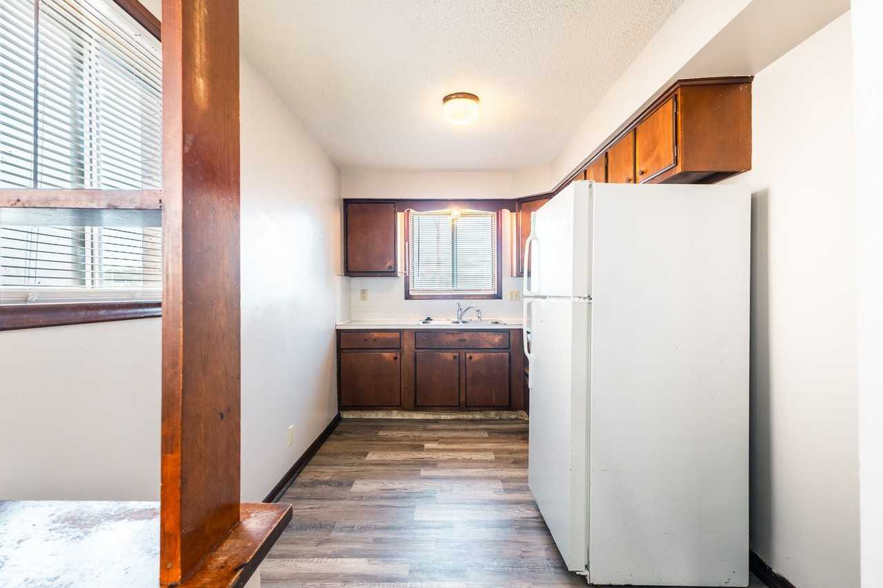 46th Street Apartments - Photo 5 of 24