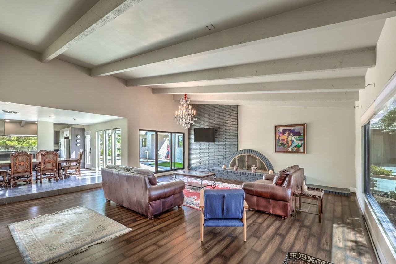 1926 Papago Ln - Photo 5 of 50