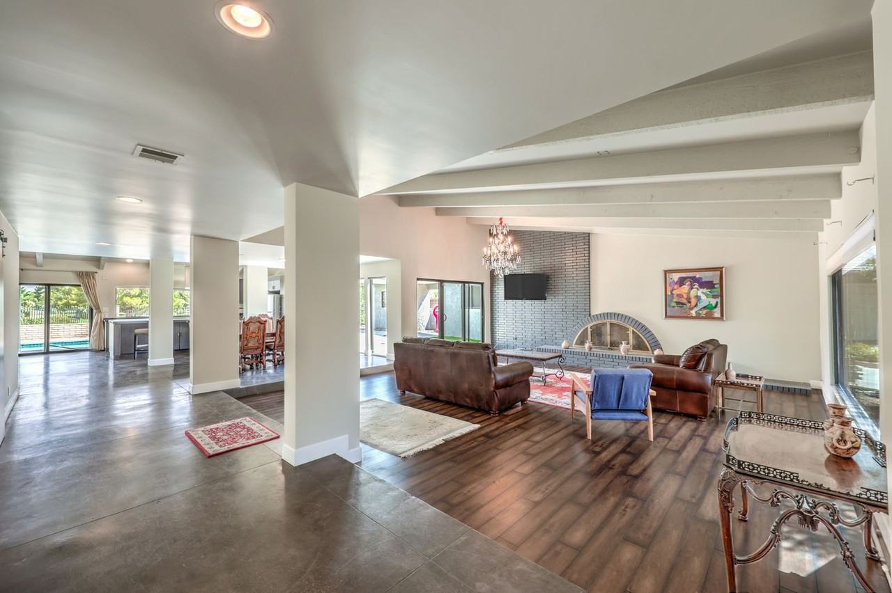 1926 Papago Ln - Photo 7 of 50