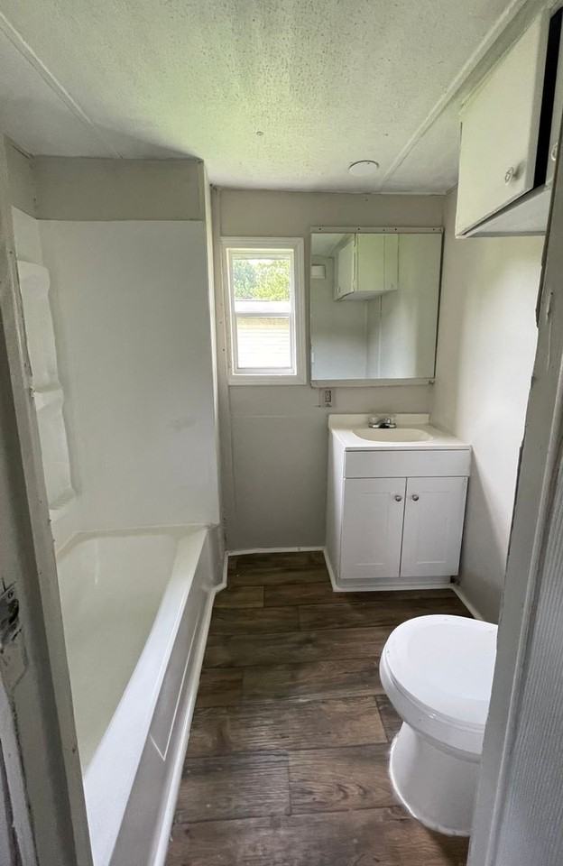 122 Holly Vista Ln - Photo 2 of 9