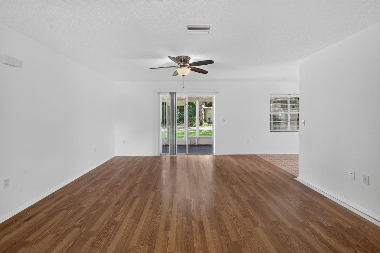 6243 Florida Ave - Photo 3 of 18