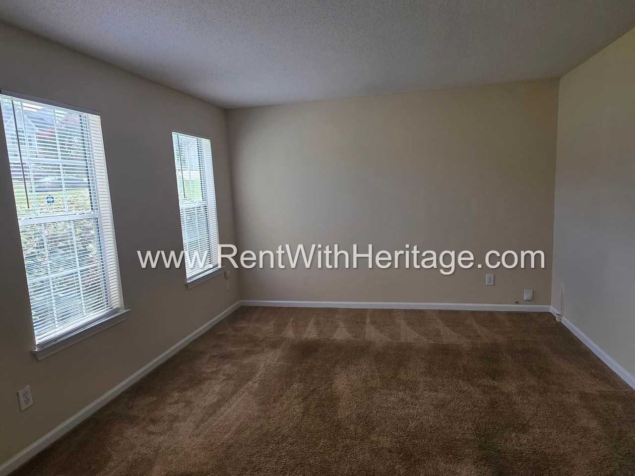 6535 Manor Creek Dr - Photo 7 of 49