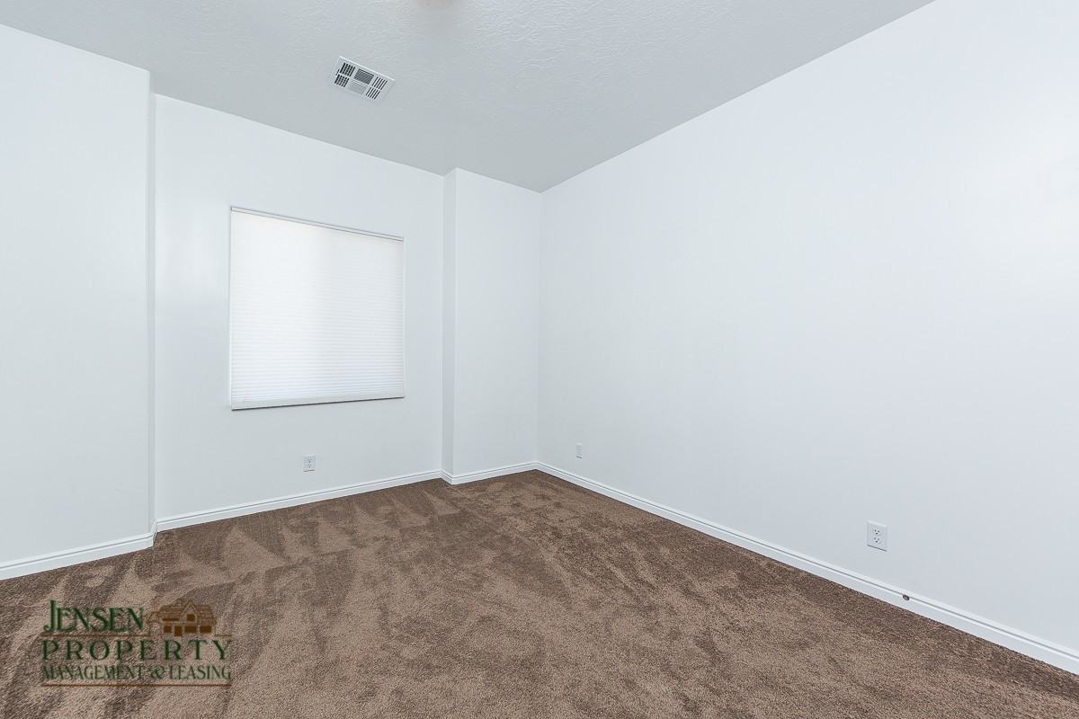 593 N Sage Crest Dr - Photo 5 of 21