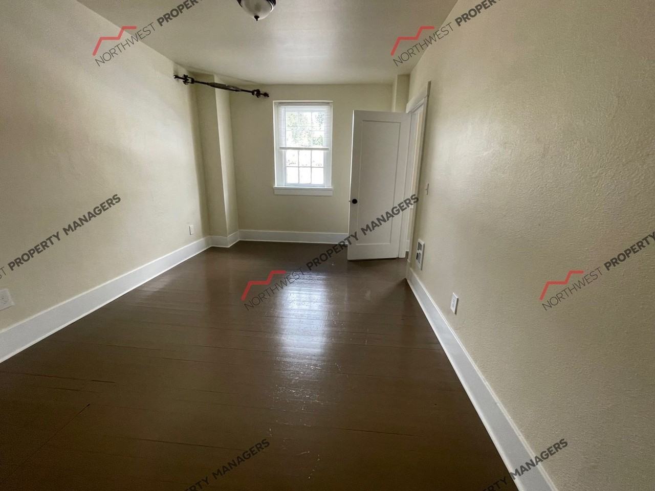 455 N Market Blvd - Photo 5 of 5