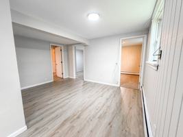 featured image of 515 W Oak St