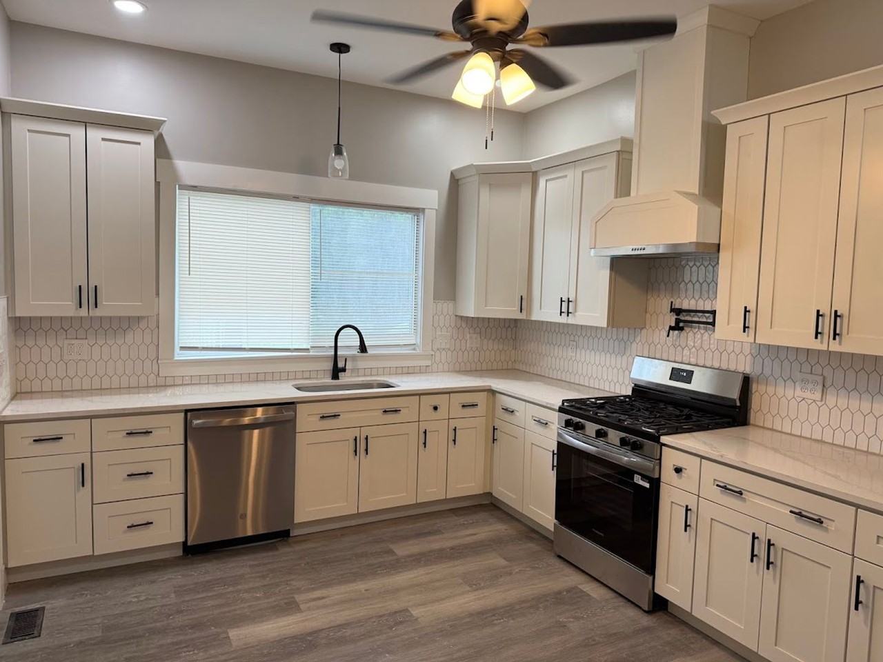 1932 Lowrie St #1 - Photo 2 of 19