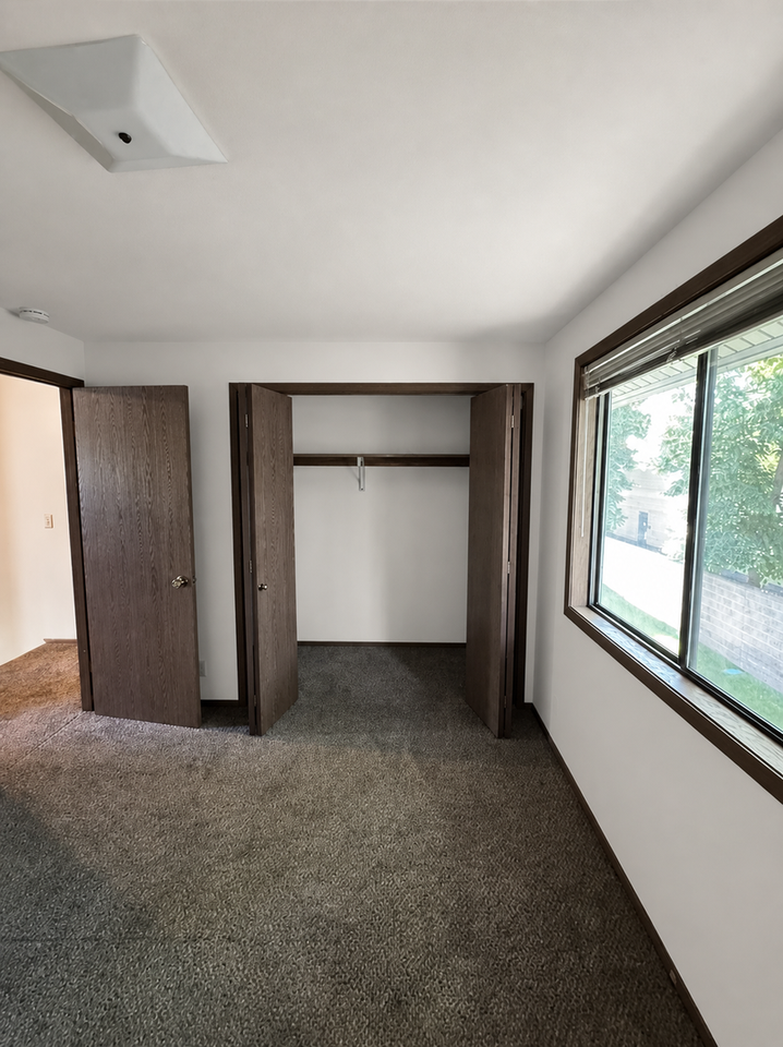 8331 W Rifleman St - Photo 6 of 8