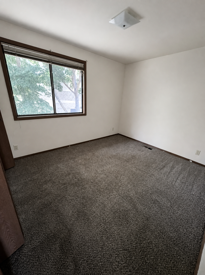 8331 W Rifleman St - Photo 7 of 8