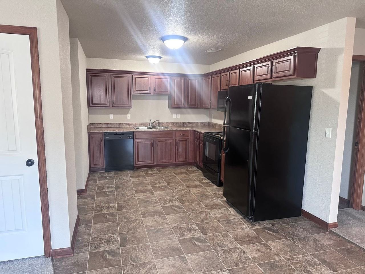 108 Se Rose Garden Ln - Photo 5 of 14
