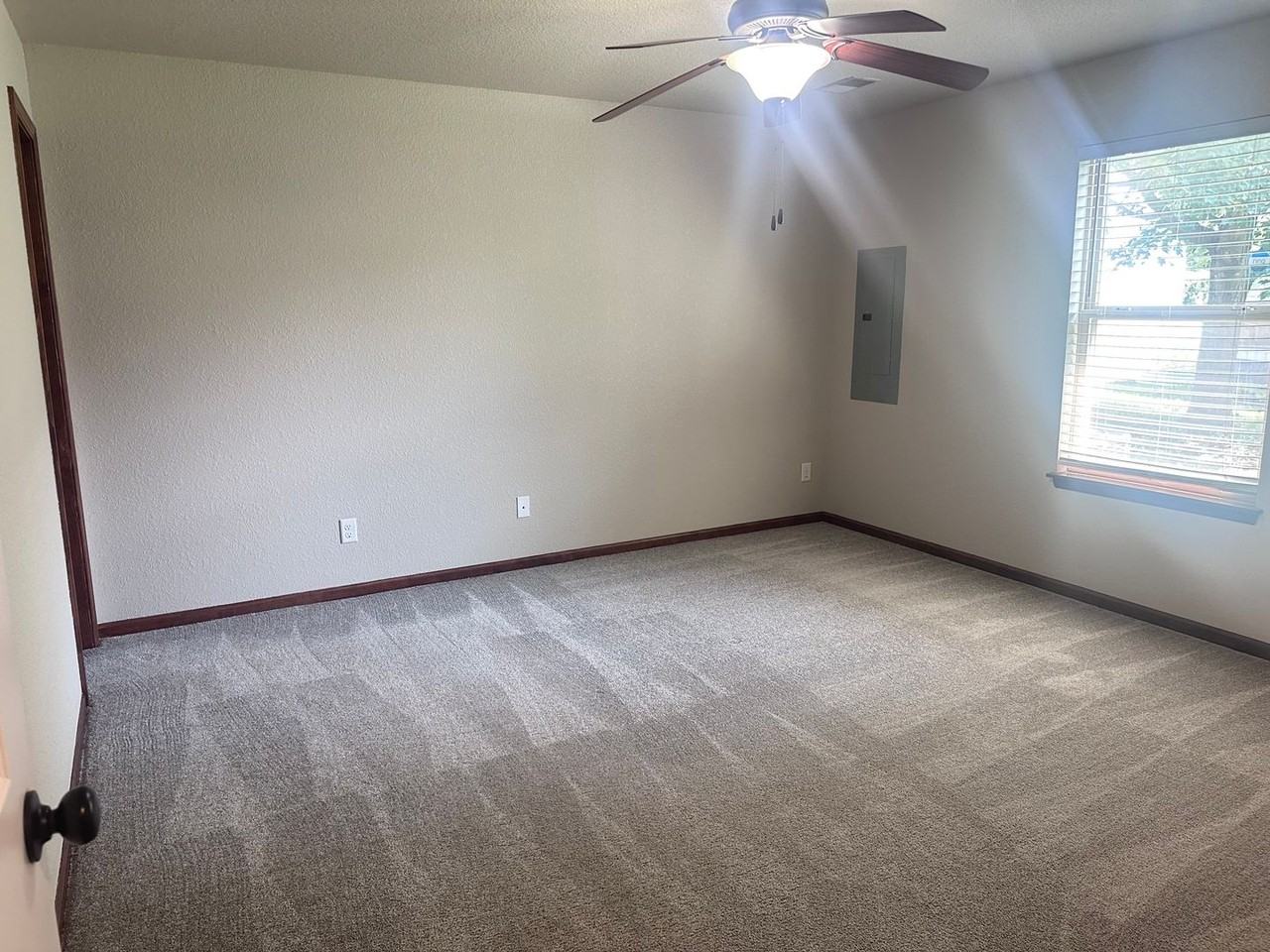 108 Se Rose Garden Ln - Photo 7 of 14