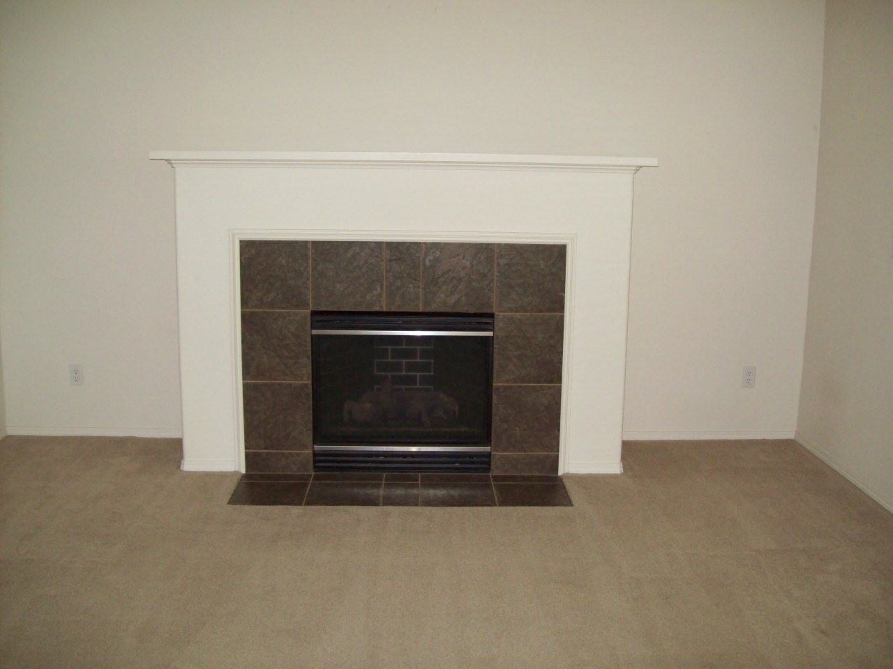 797 Ne 64th Pl - Photo 4 of 13