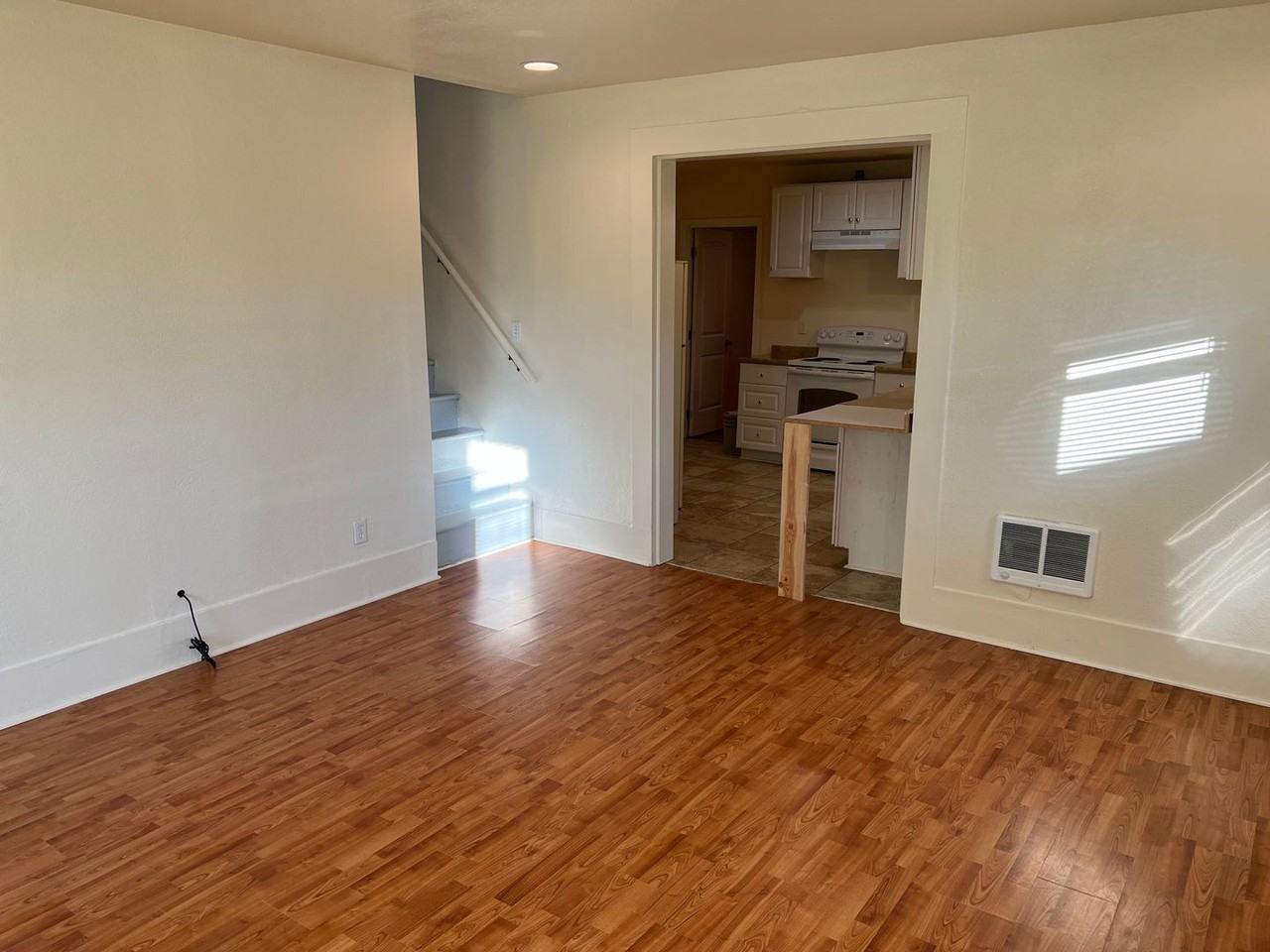 1853 Garden Ave - Photo 6 of 47