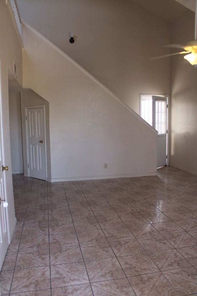 10936 Whitehall Dr - Photo 3 of 30