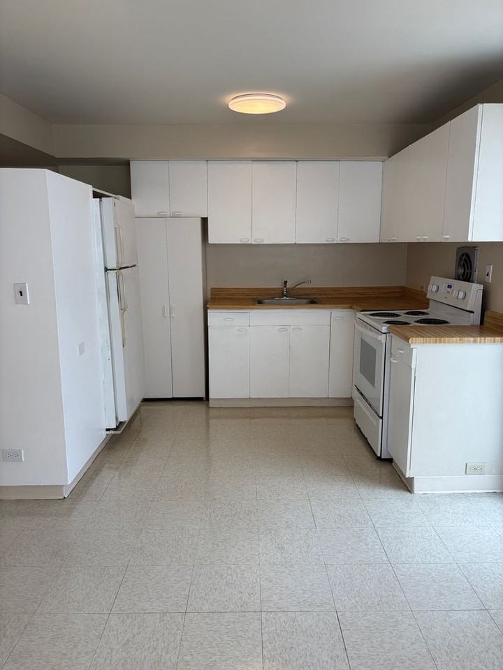 810 University Ave #203 - Photo 4 of 13