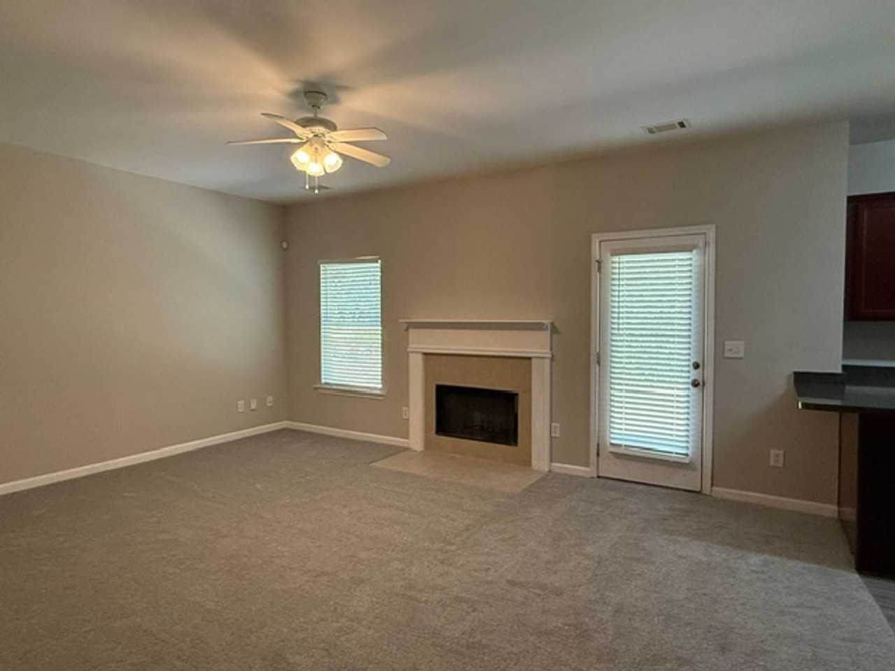 19 Black Diamond Dr - Photo 3 of 16