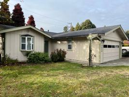 featured image of 3062 Girard Ct