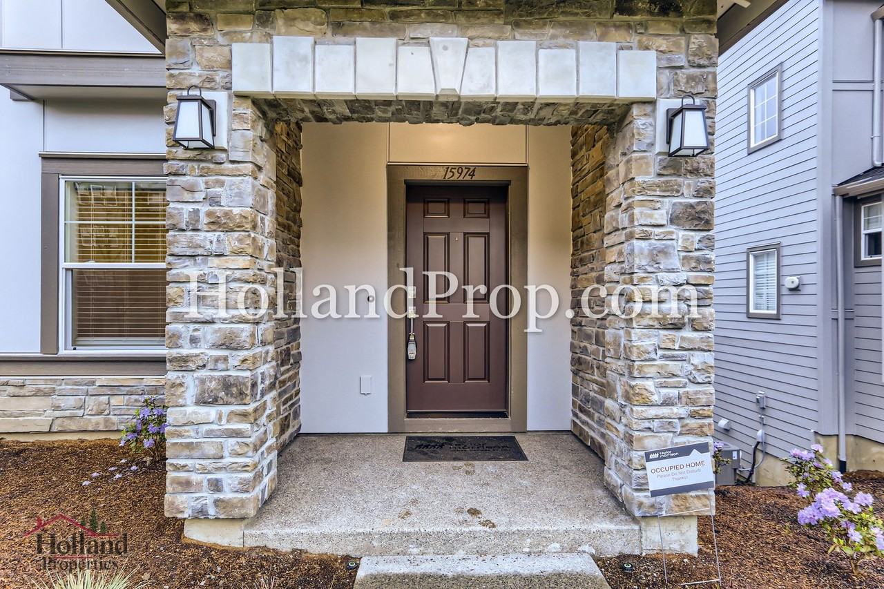 15974 Nw Hosmer Ln - Photo 4 of 27