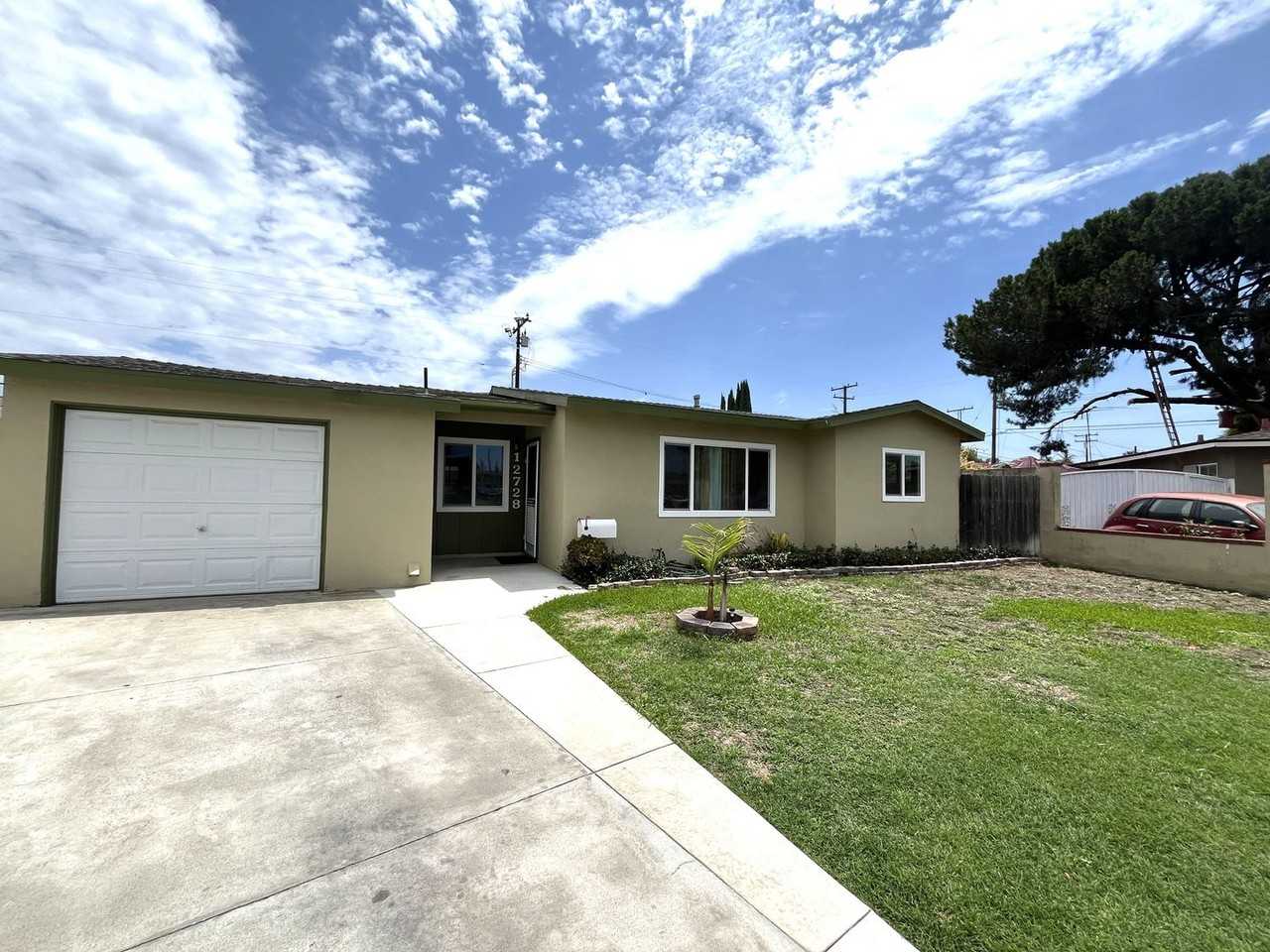 12728 Linnell Ave - Photo 2 of 23