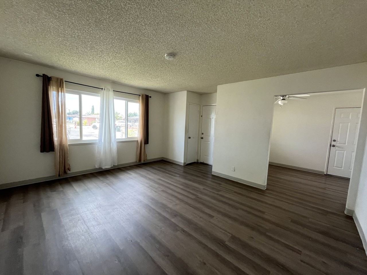 12728 Linnell Ave - Photo 4 of 23
