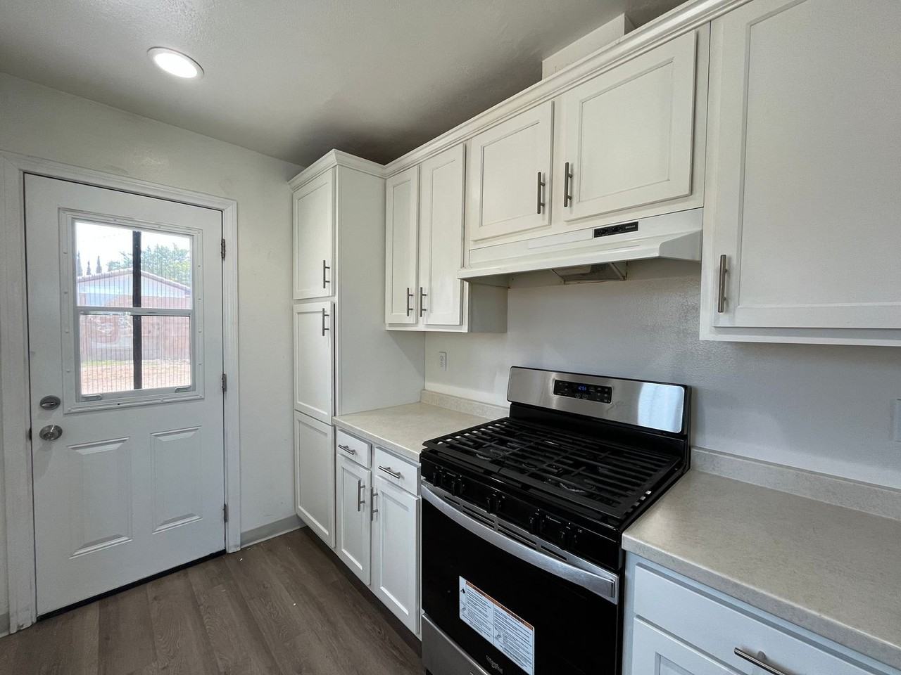 12728 Linnell Ave - Photo 6 of 23