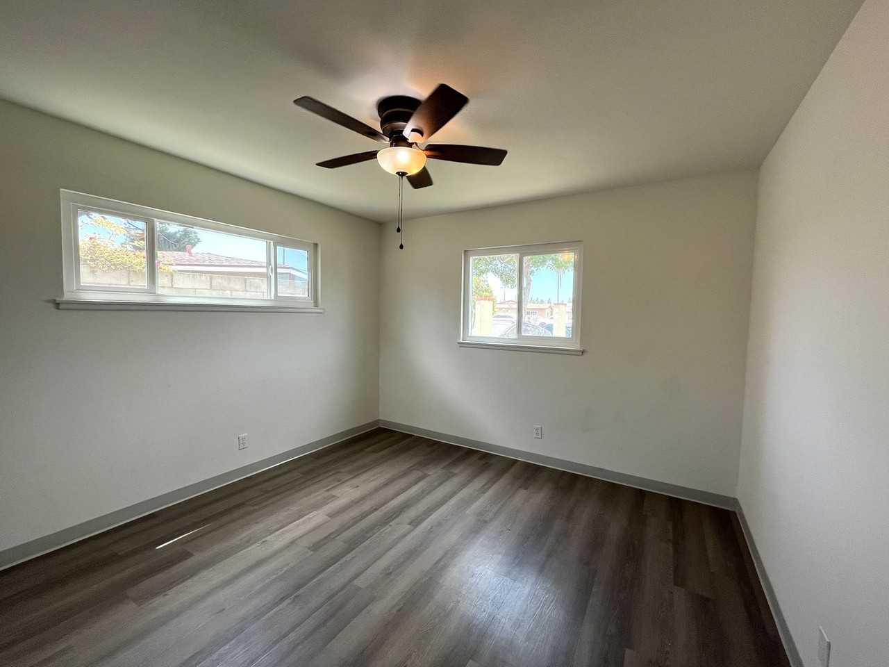 12728 Linnell Ave - Photo 7 of 23