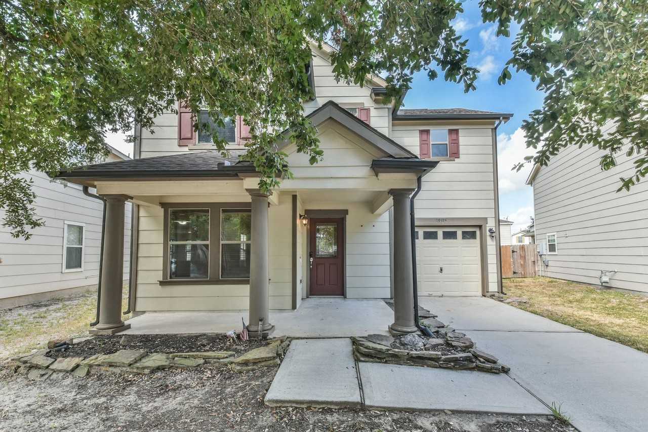29315 Hickory Terrace Dr - Photo 3 of 40