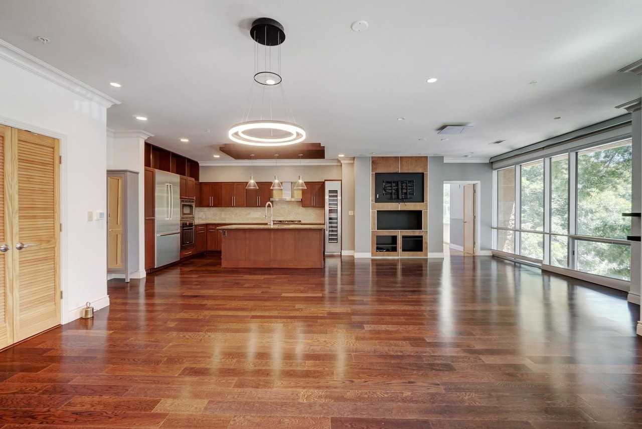 1600 Barton Springs Rd #6306 - Photo 4 of 34