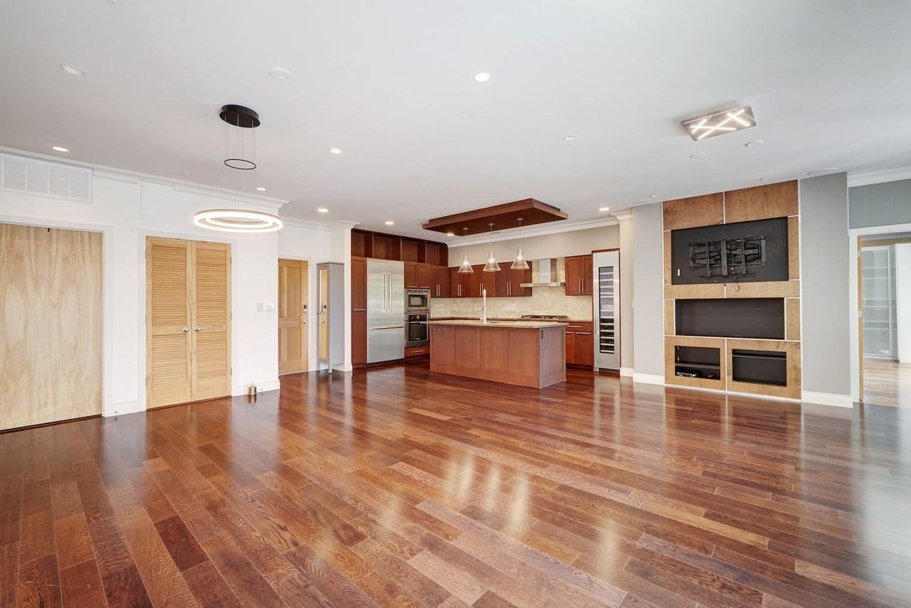 1600 Barton Springs Rd #6306 - Photo 5 of 34