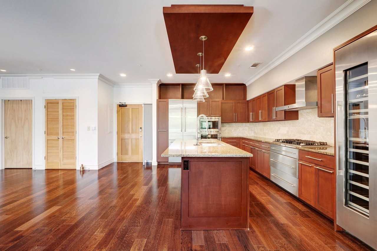 1600 Barton Springs Rd #6306 - Photo 7 of 34