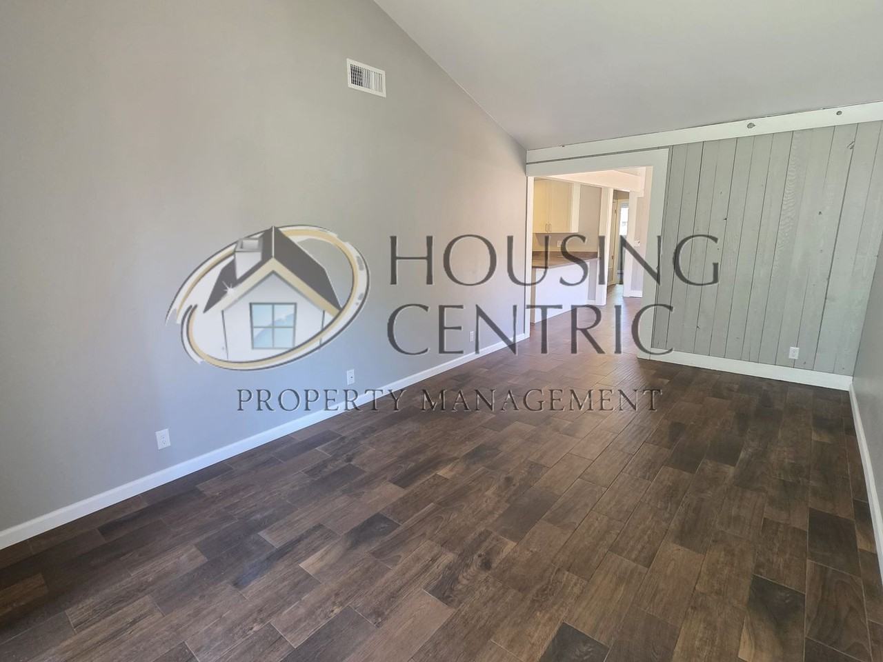 11075 Erla Ct - Photo 4 of 21