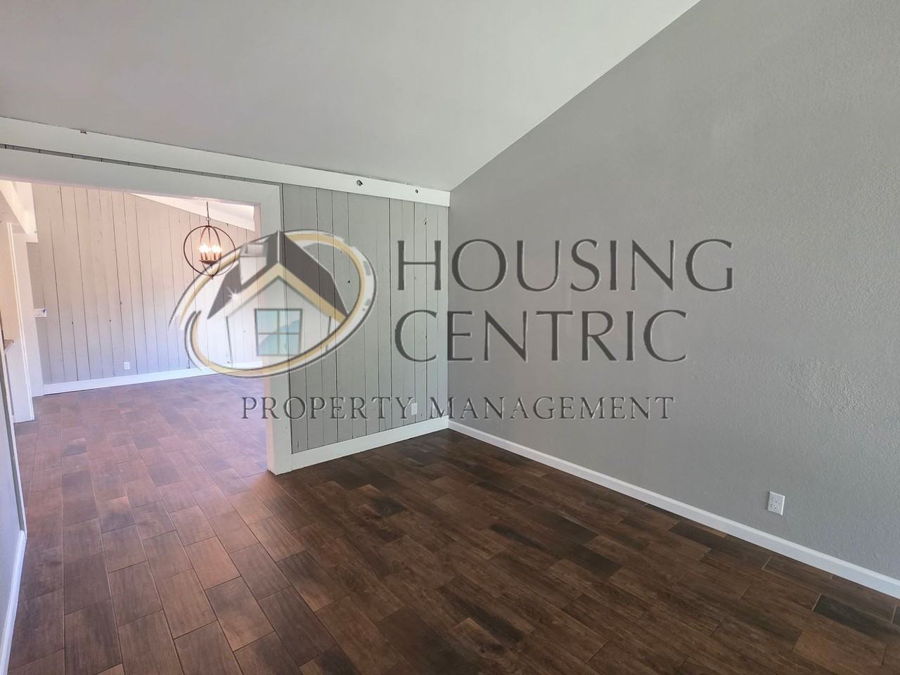 11075 Erla Ct - Photo 5 of 21