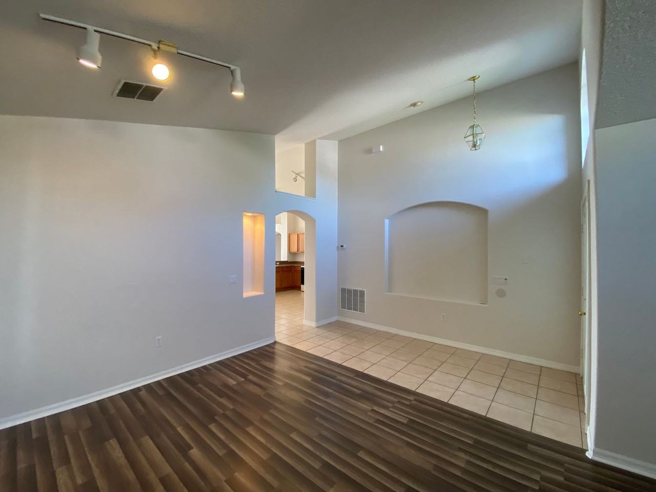 434 Cassia Dr - Photo 6 of 28