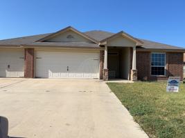 featured image of 2604 Tarrant County Dr