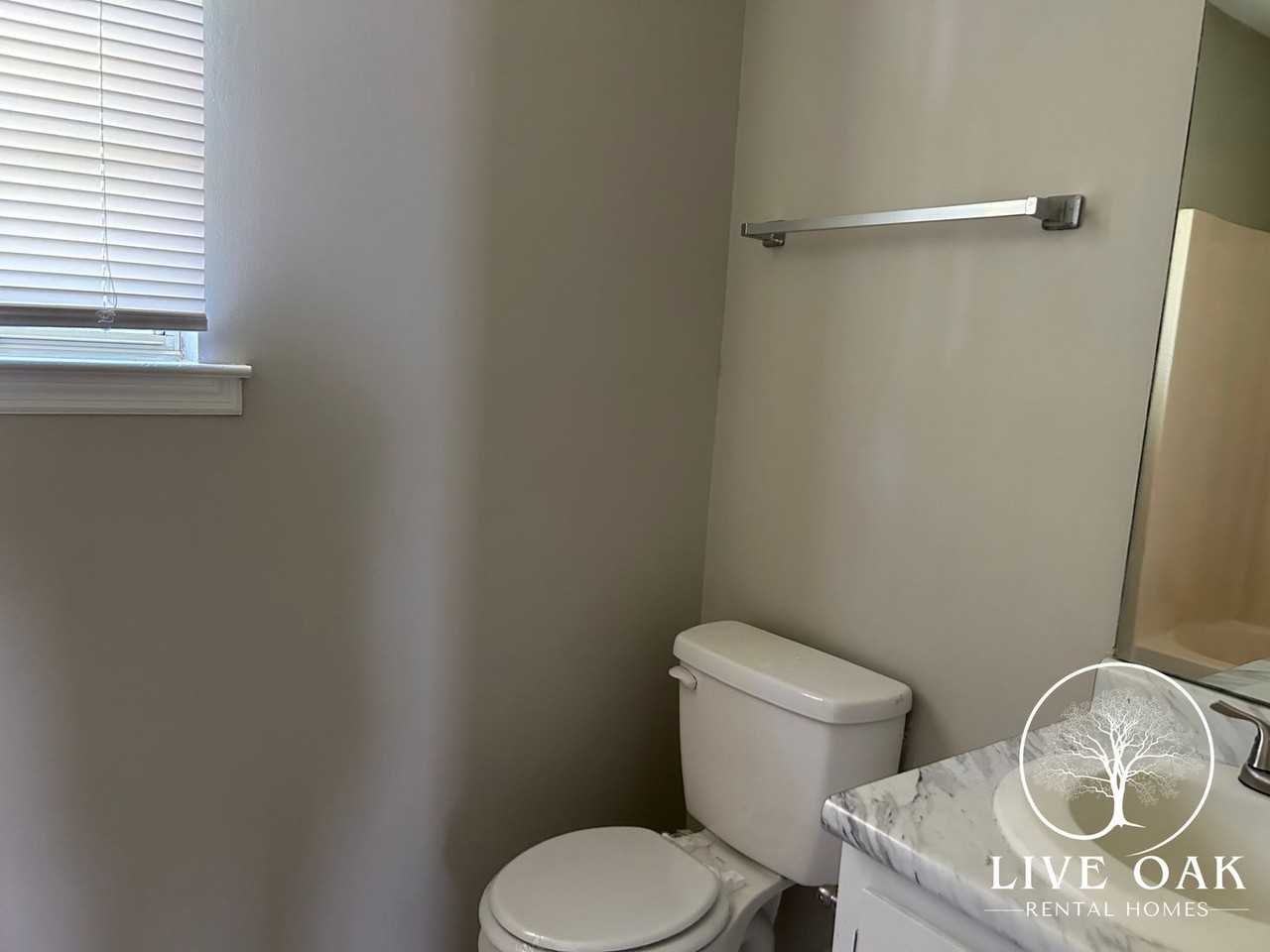 531 Jefferson Cir Se - Photo 6 of 10