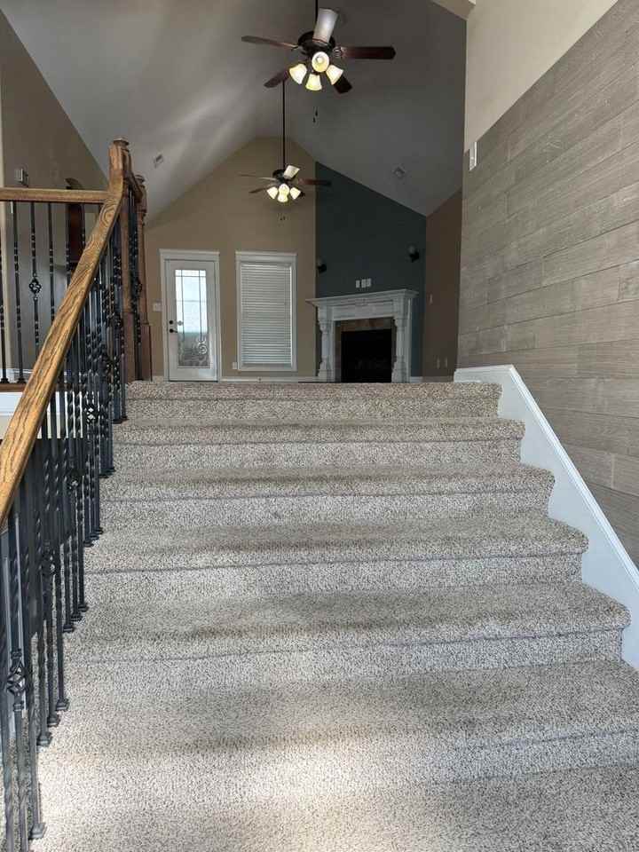 1701 Winterhaven Ct - Photo 2 of 34
