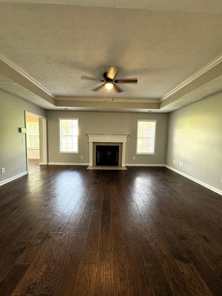 18304 Upland Trl - Photo 2 of 22