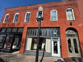 125 & 127 W Solomon St - Photo 1 of 1