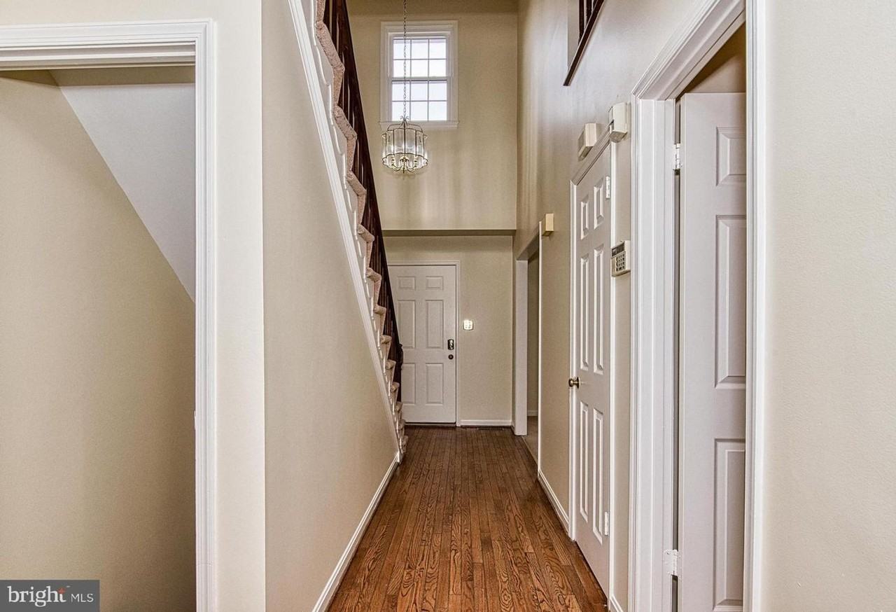 2205 Cedar Mill Ct - Photo 7 of 50