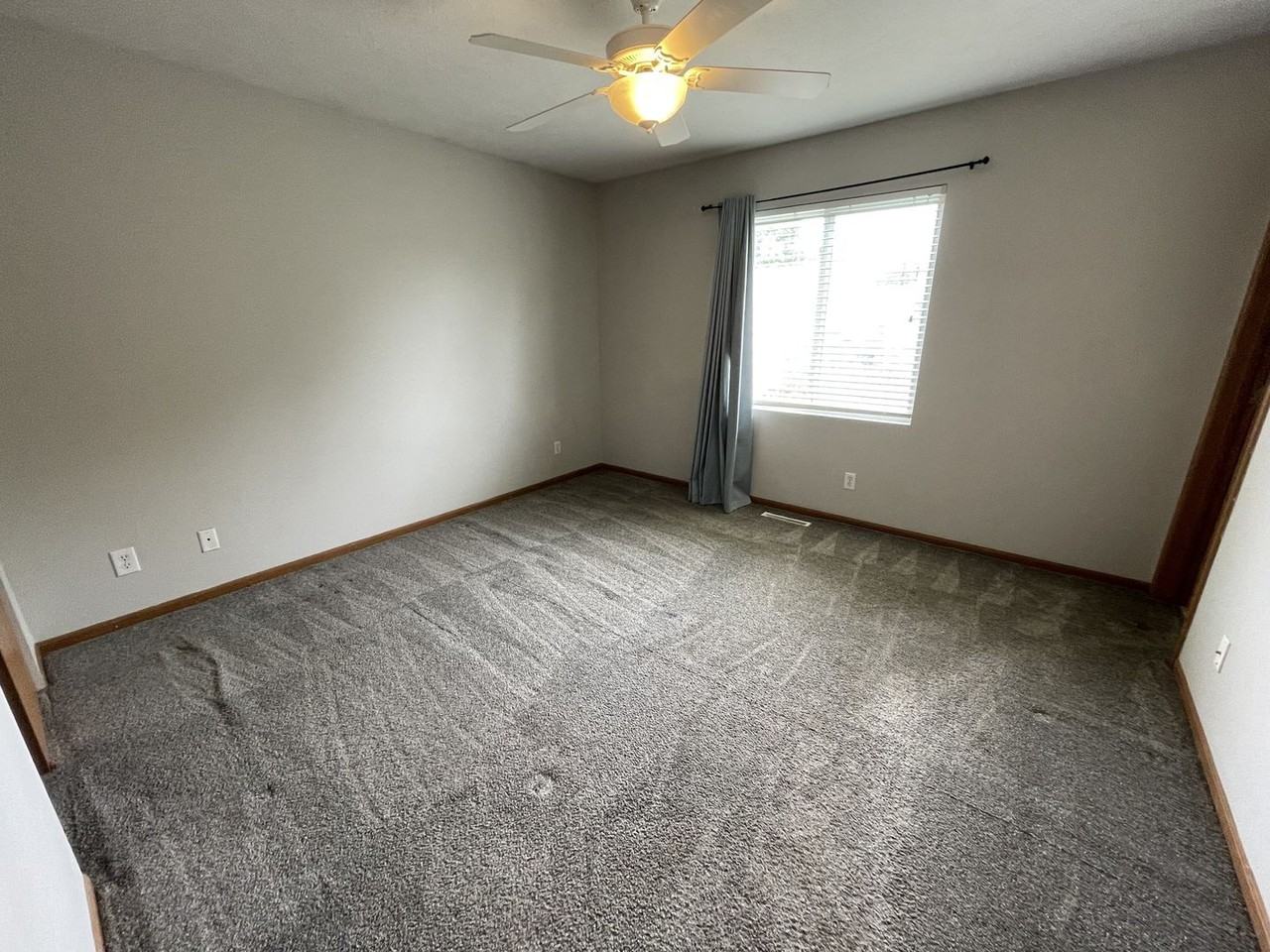 17738 Olive St - Photo 6 of 11