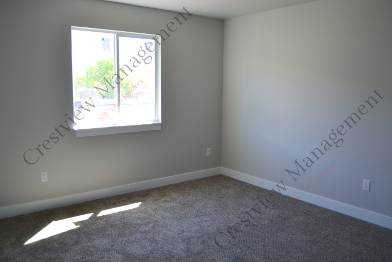 448 W Mcclellan Ct #3 - Photo 7 of 25