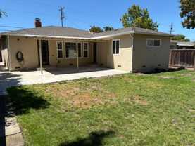 430 S Bayview Ave - Photo 1 of 1