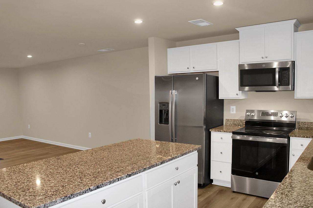 80 Glacier Ave - Photo 5 of 30