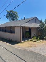 featured image of 1645 Montana Ave